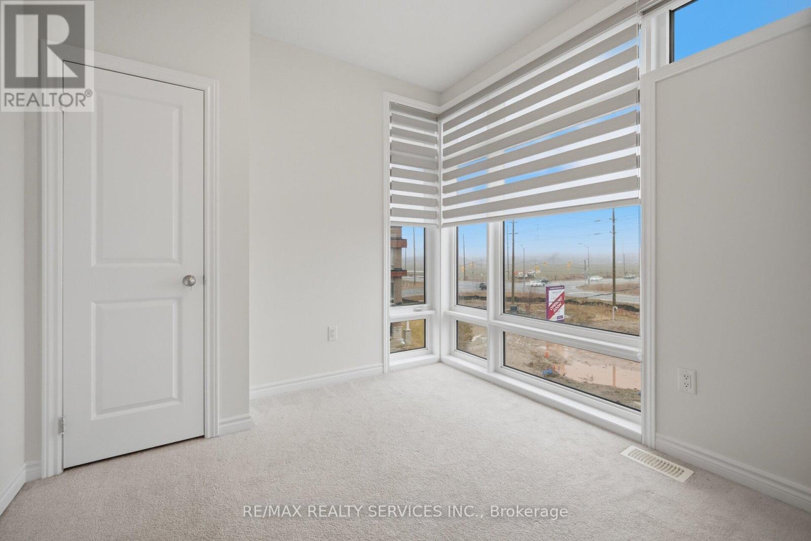68 Donald Ficht Crescent, Brampton, Ontario  L7A 0B7 - Photo 40 - W13205658