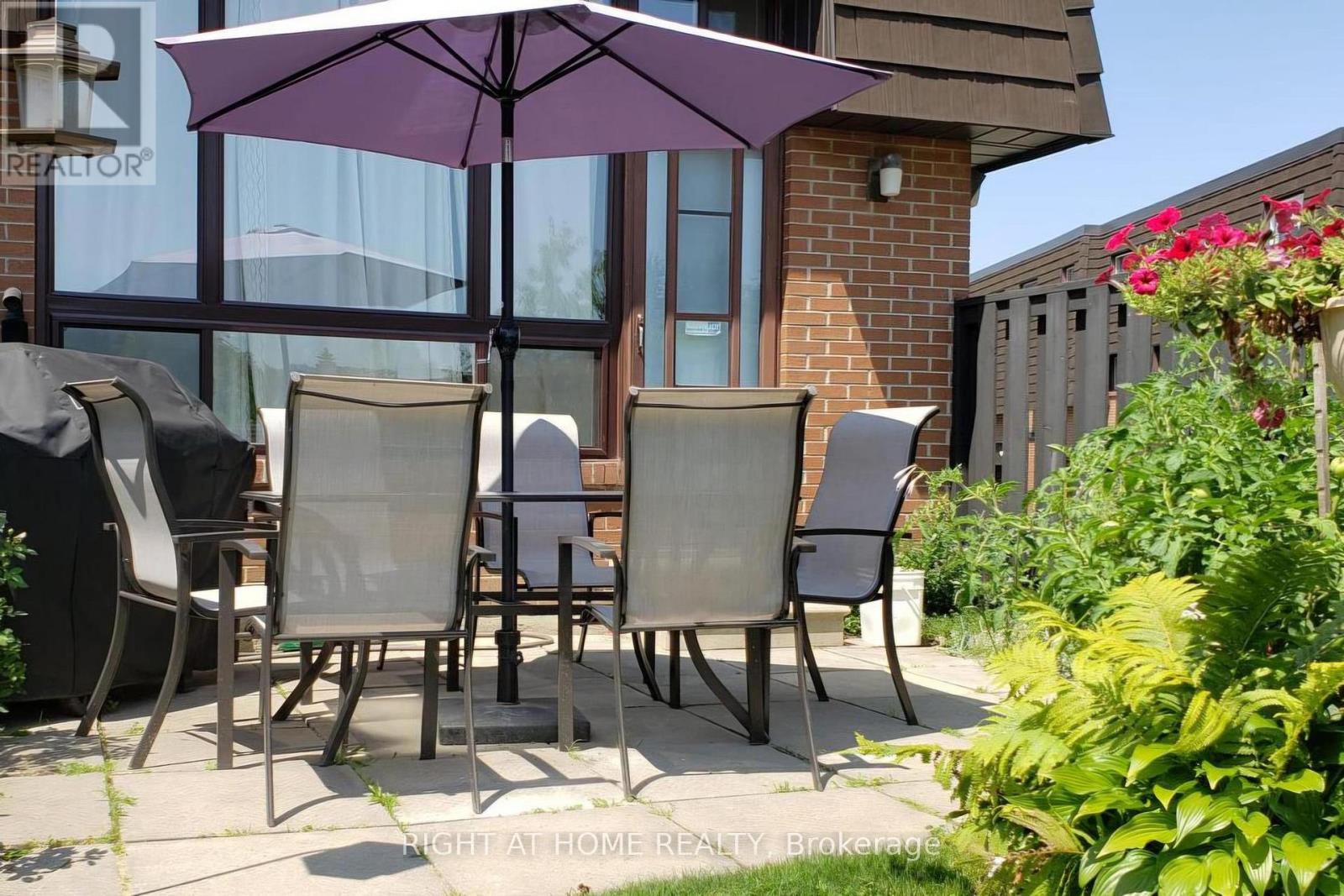 74 - 100 Darras Court, Brampton, Ontario  L6T 1W7 - Photo 4 - W12851088
