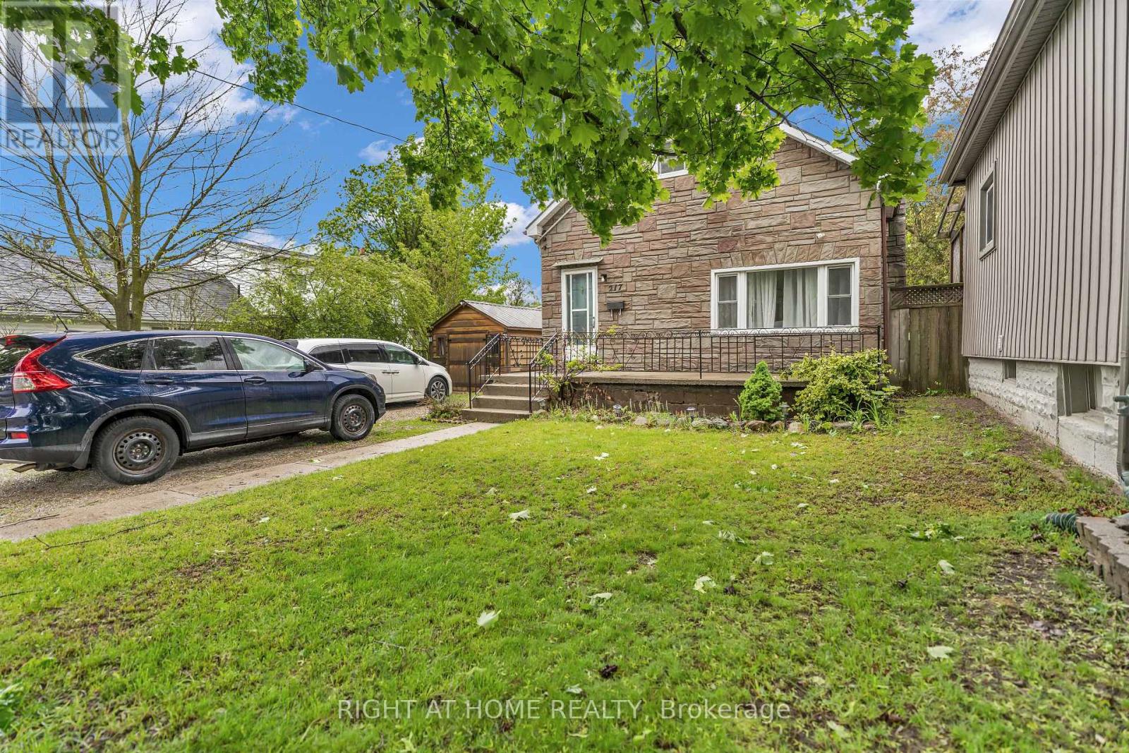 217 GILES STREET, London East, Ontario