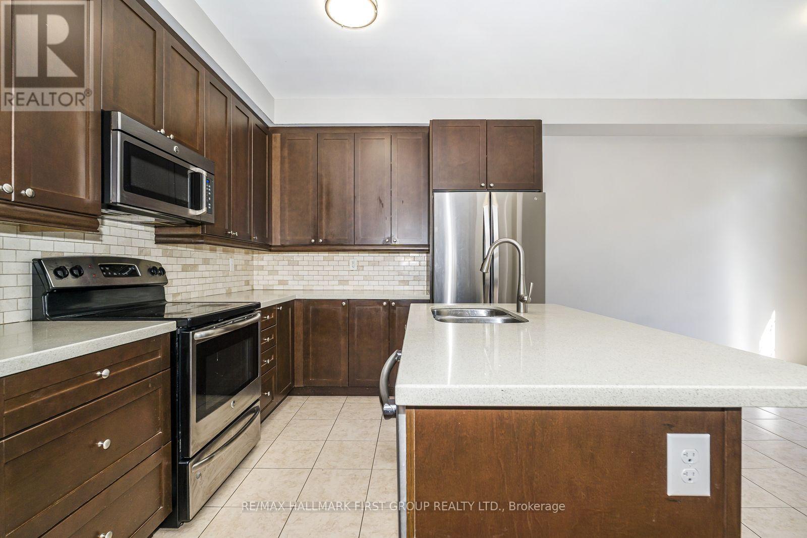 64 Quarrie Lane, Ajax, Ontario  L1T 0N1 - Photo 13 - E13200482