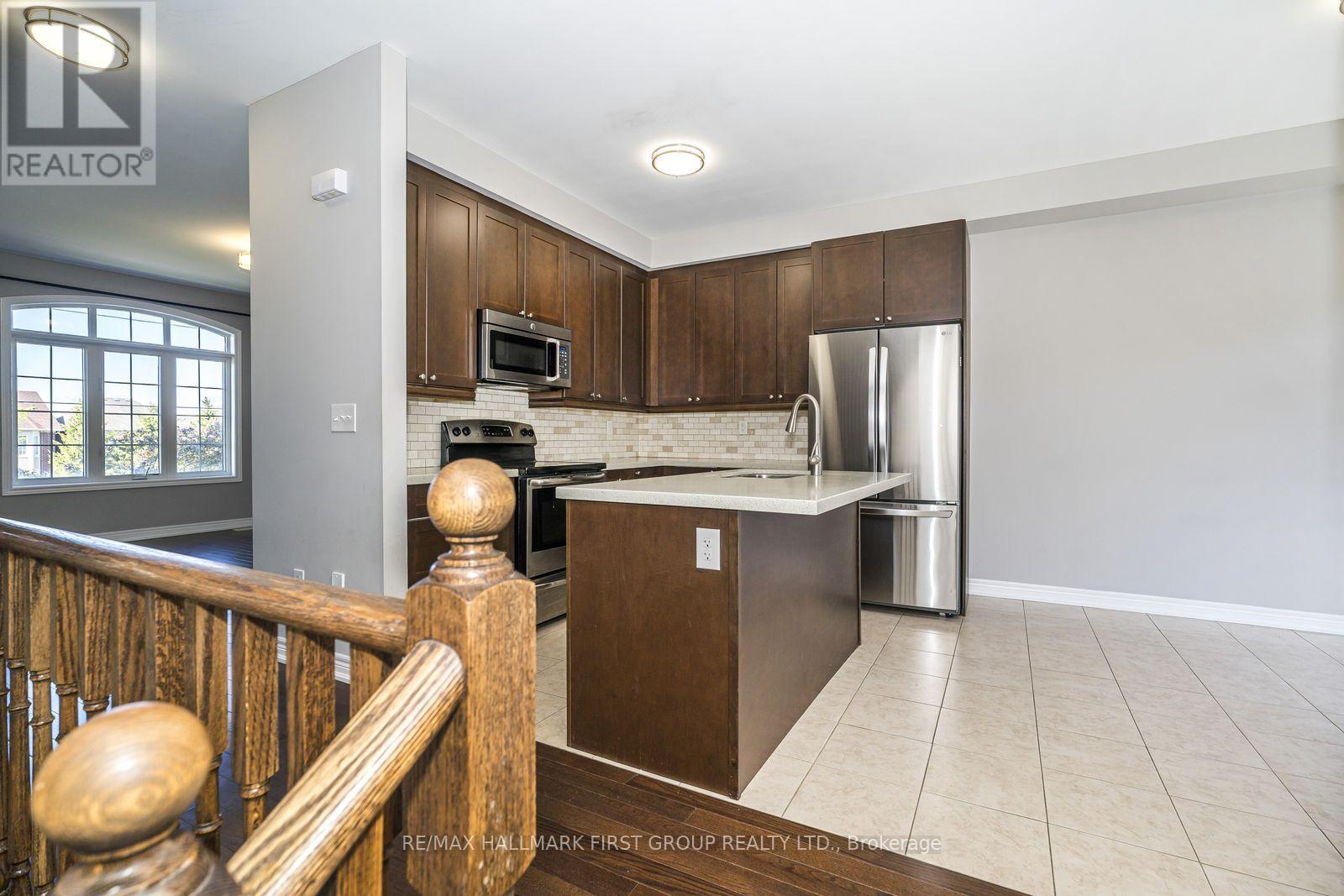 64 Quarrie Lane, Ajax, Ontario  L1T 0N1 - Photo 10 - E13200482