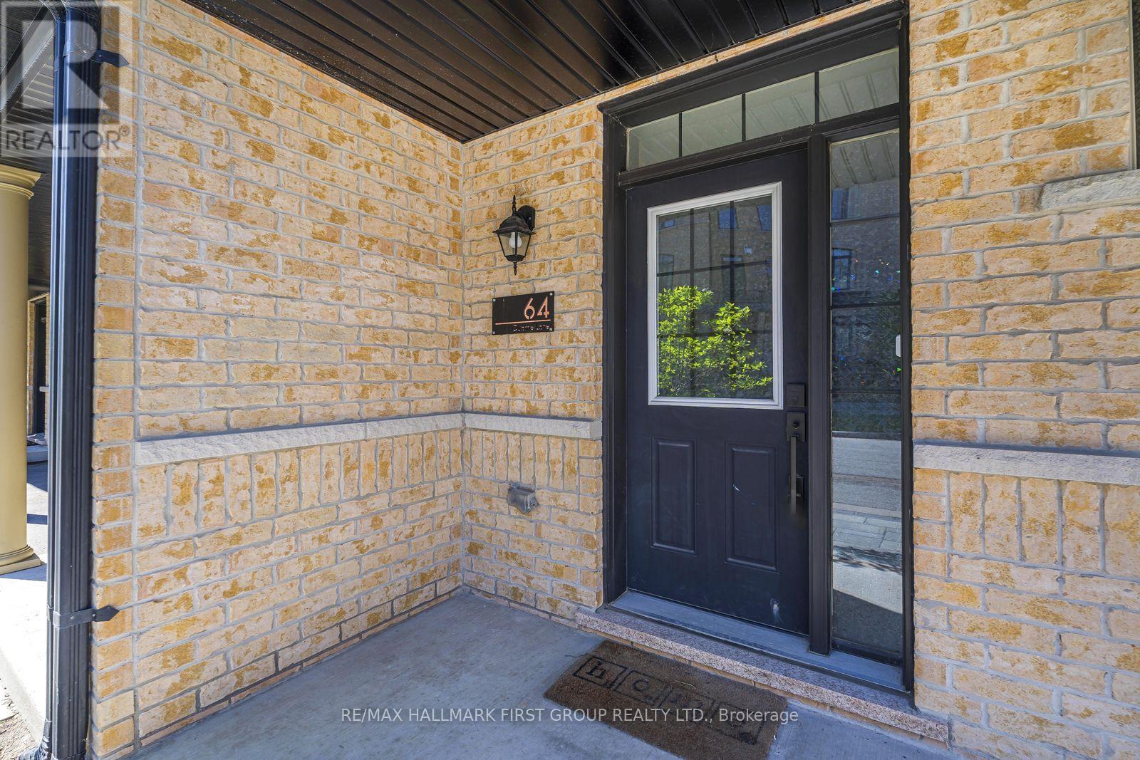 64 Quarrie Lane, Ajax, Ontario  L1T 0N1 - Photo 4 - E13200482