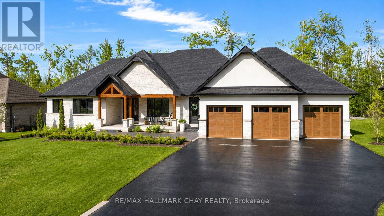 11 BYERS STREET, Springwater, Ontario