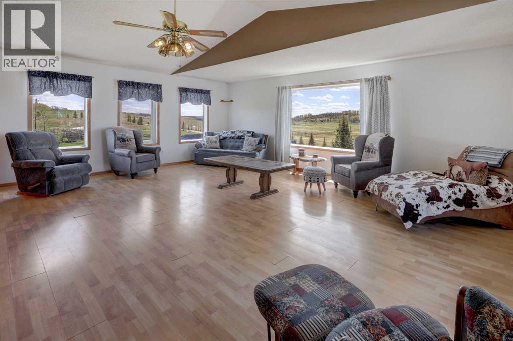 35190 Township Road 275, Rural Rocky View County, Alberta  T4C 1A1 - Photo 13 - A2313468