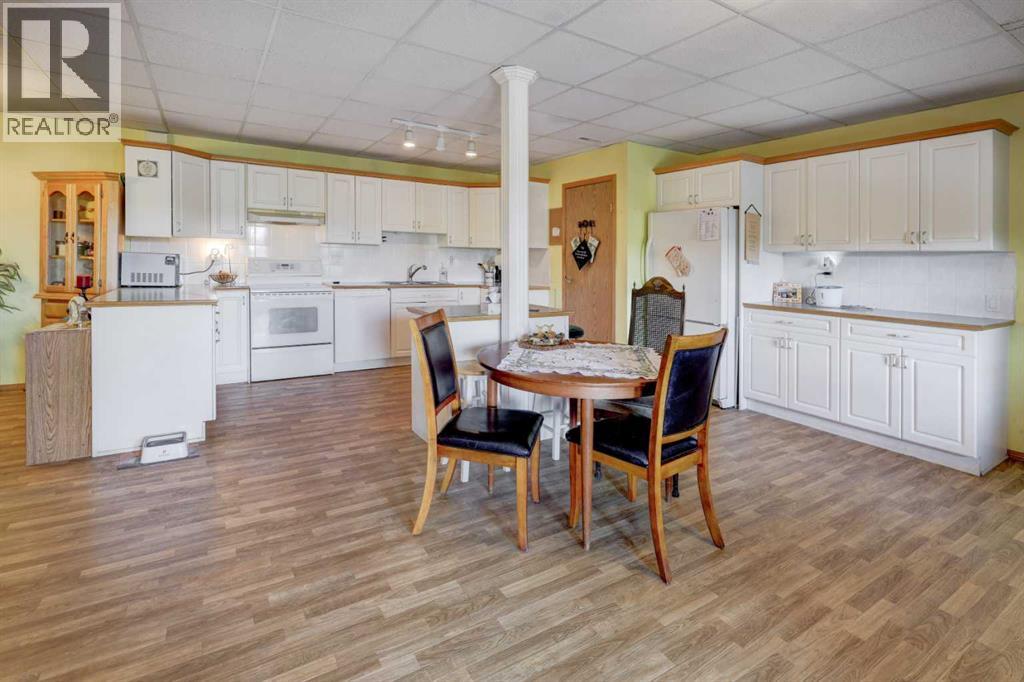 35190 Township Road 275, Rural Rocky View County, Alberta  T4C 1A1 - Photo 28 - A2313468