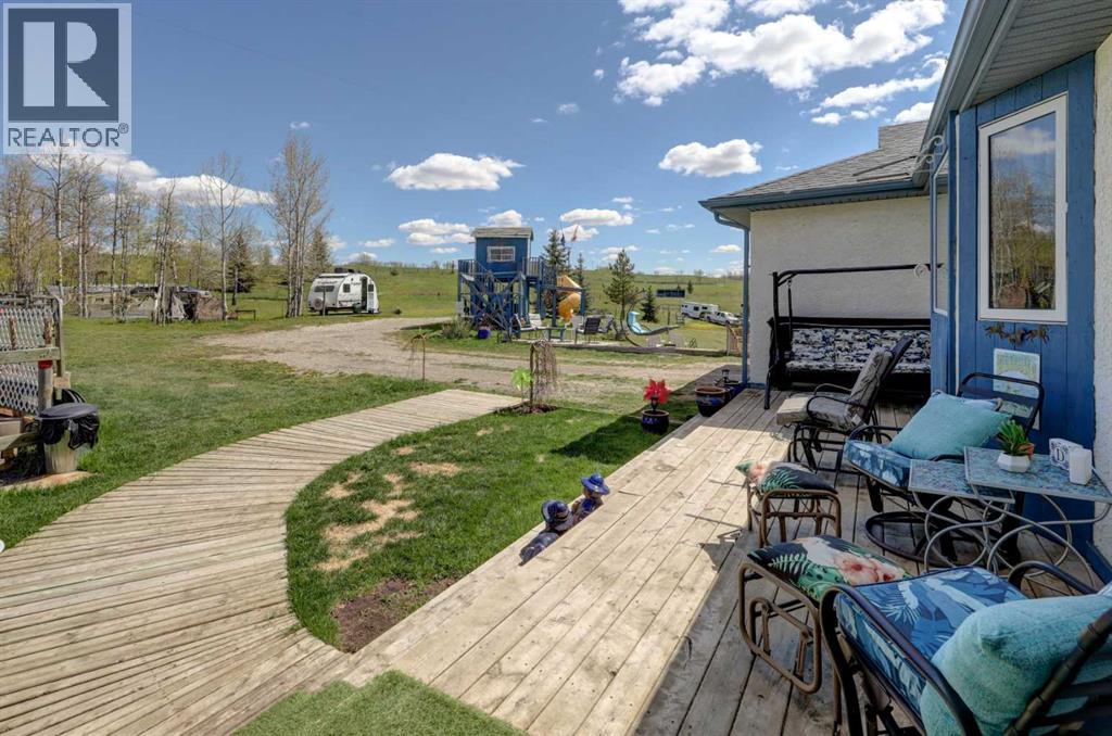 35190 Township Road 275, Rural Rocky View County, Alberta  T4C 1A1 - Photo 37 - A2313468