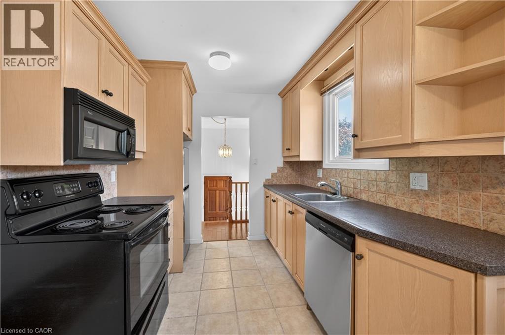 68 Duncairn Crescent, Hamilton, Ontario  L9C 6G1 - Photo 12 - 40833710
