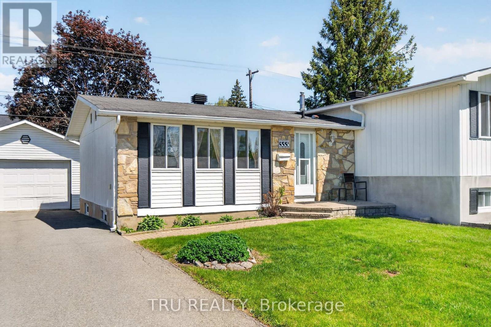 333 Amiens Street, Ottawa, Ontario  K1E 1N4 - Photo 3 - X13205834