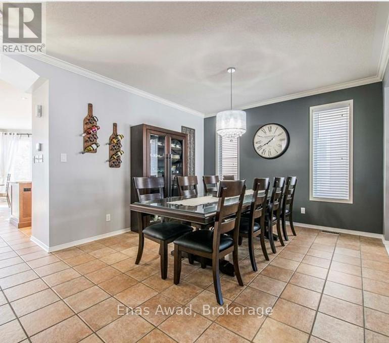 19 Farmfield Crescent, Ottawa, Ontario  K2M 2S9 - Photo 5 - X13205870