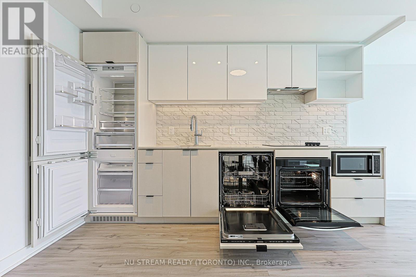 2612 - 252 Church Street, Toronto, Ontario  M5B 1Z2 - Photo 9 - C13205782