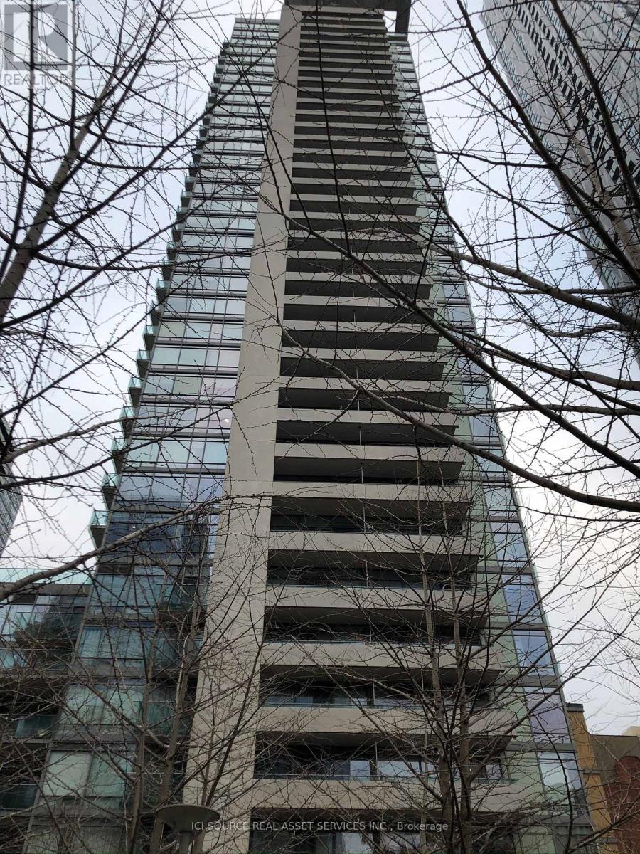 2105 - 18 Yorkville Avenue, Toronto, Ontario  M4W 3Y8 - Photo 15 - C13205832