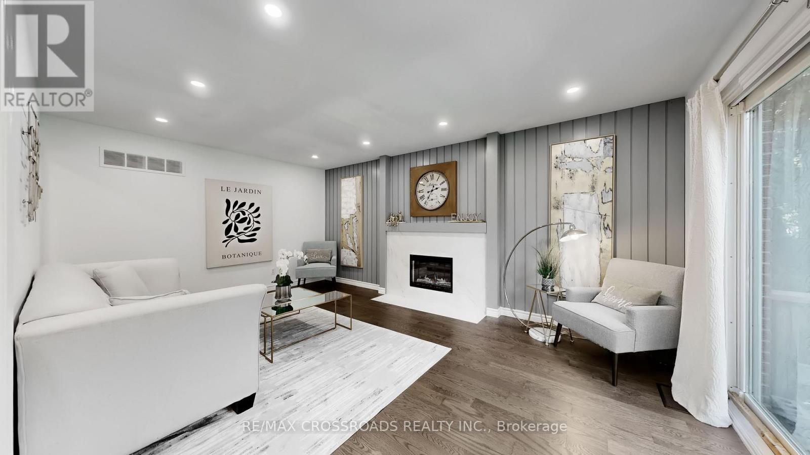 349 Banbury Road, Toronto, Ontario  M2L 2V2 - Photo 17 - C13205862