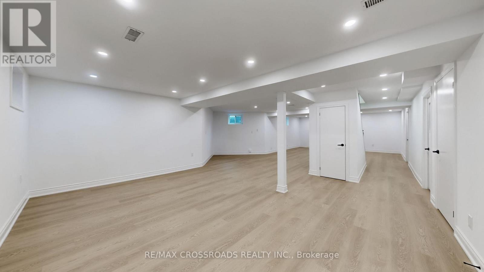 349 Banbury Road, Toronto, Ontario  M2L 2V2 - Photo 39 - C13205862