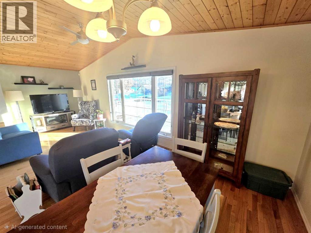 10818 92 Street, Peace River, Alberta  T8S 1P4 - Photo 15 - A2285774