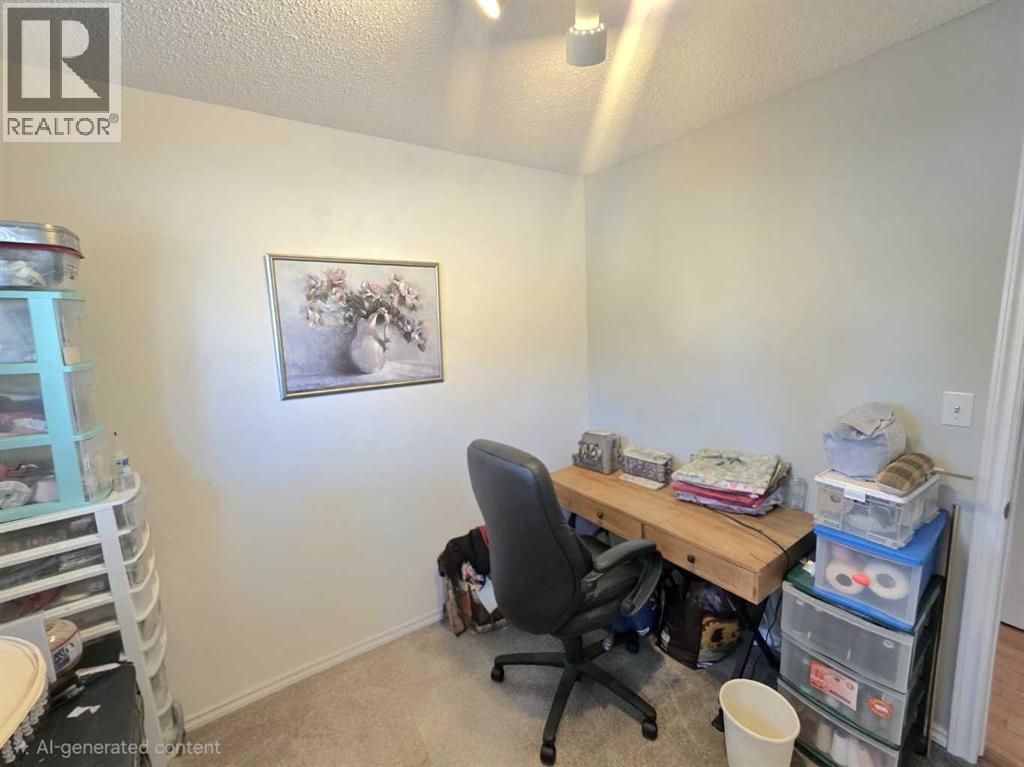 10818 92 Street, Peace River, Alberta  T8S 1P4 - Photo 23 - A2285774