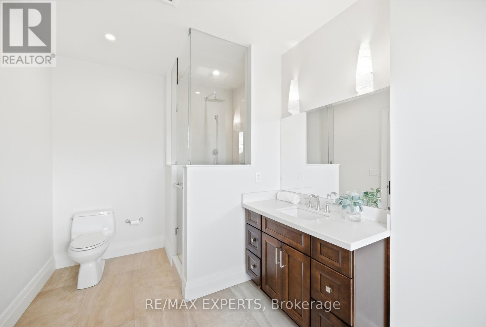 38 Railway Street, Vaughan, Ontario  L6A 1P7 - Photo 39 - N13205796