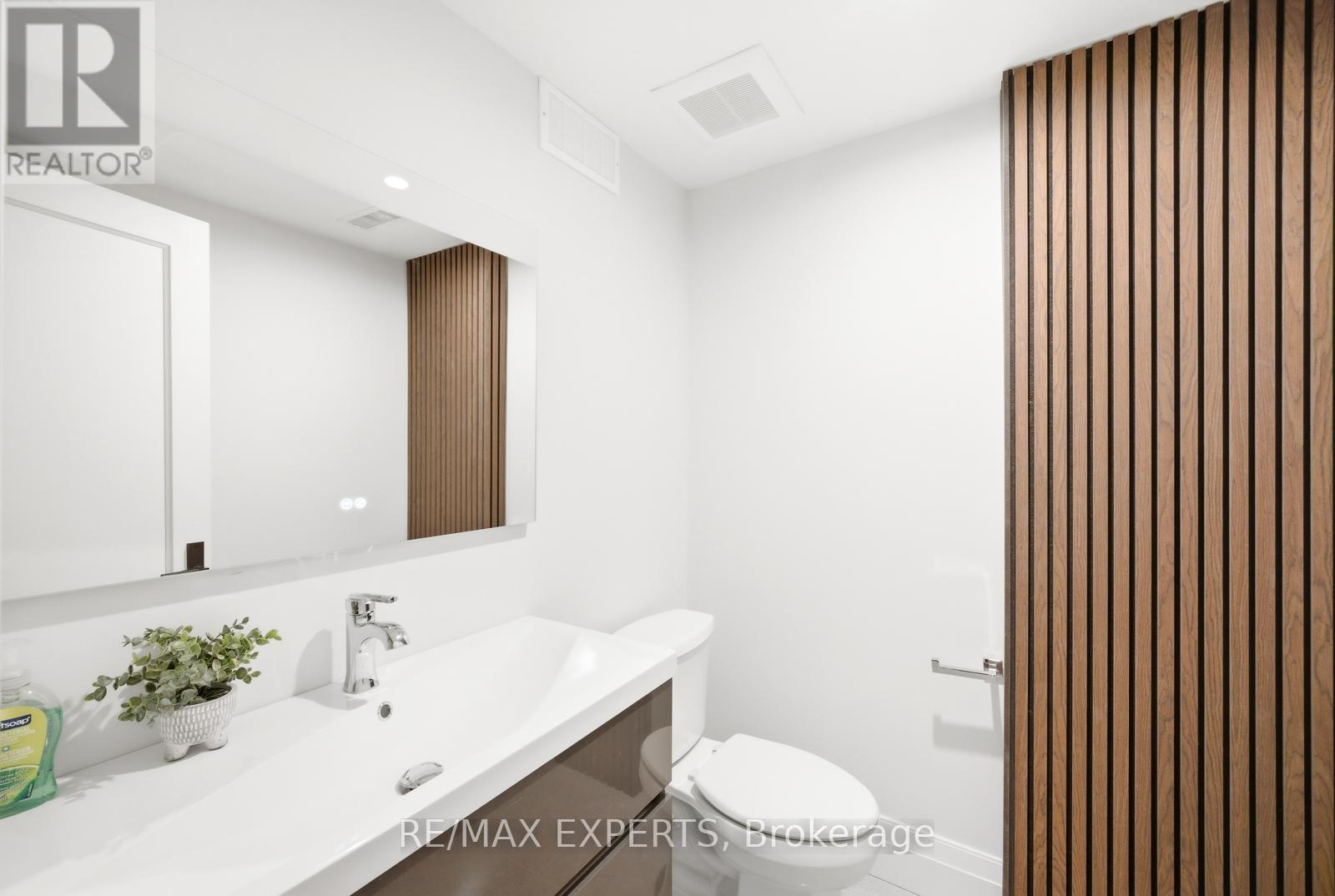 38 Railway Street, Vaughan, Ontario  L6A 1P7 - Photo 44 - N13205796