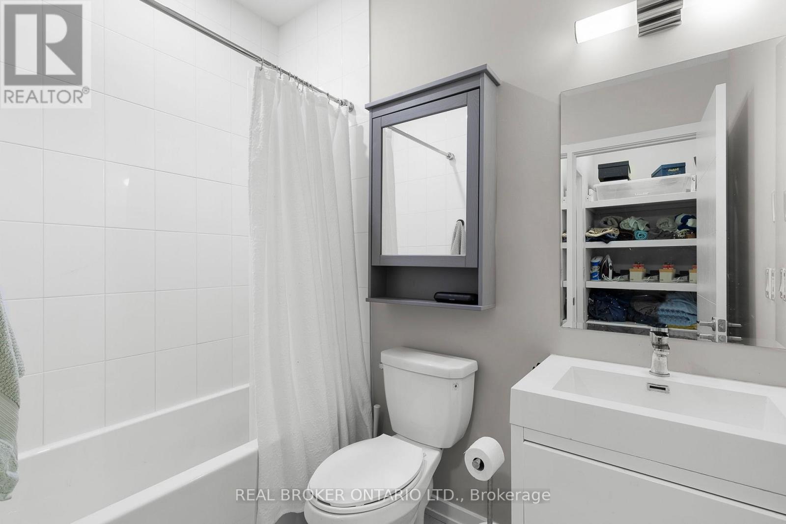 204 - 21 Matchedash Street S, Orillia, Ontario  L3V 4W4 - Photo 22 - S13205850