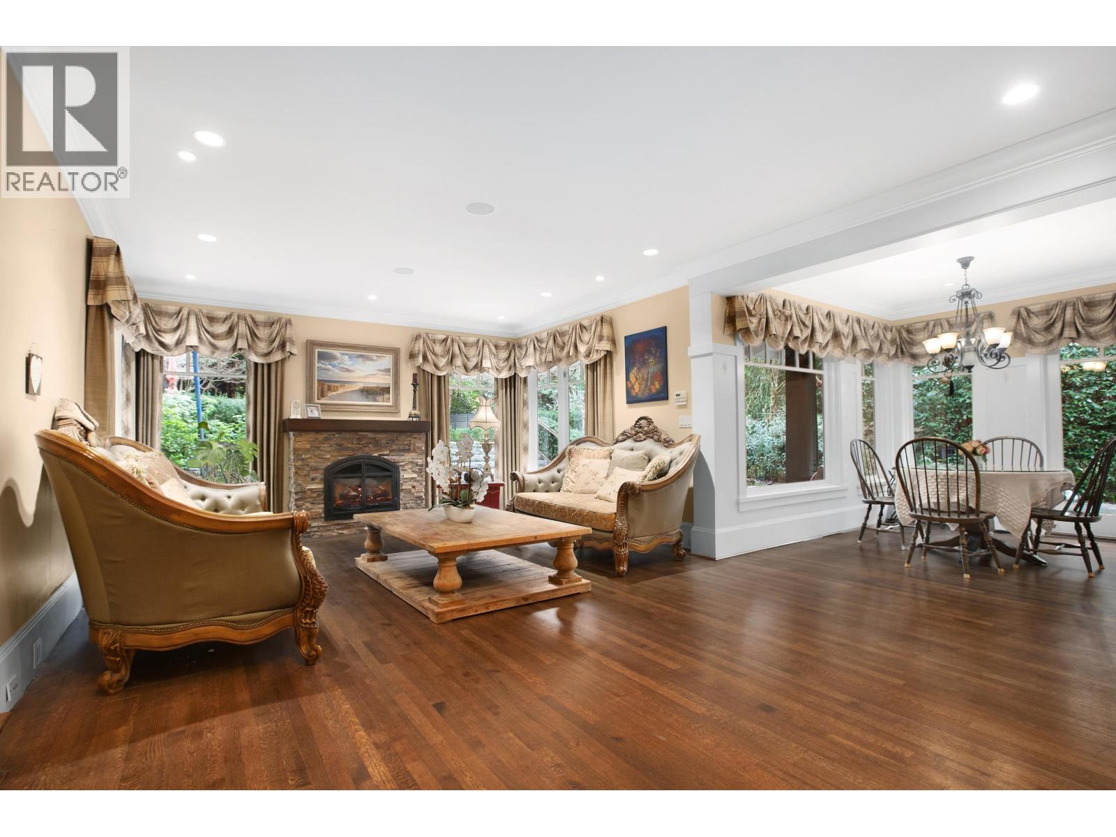 2060 Gisby Street, West Vancouver, British Columbia  V7V 4N3 - Photo 4 - R3128111
