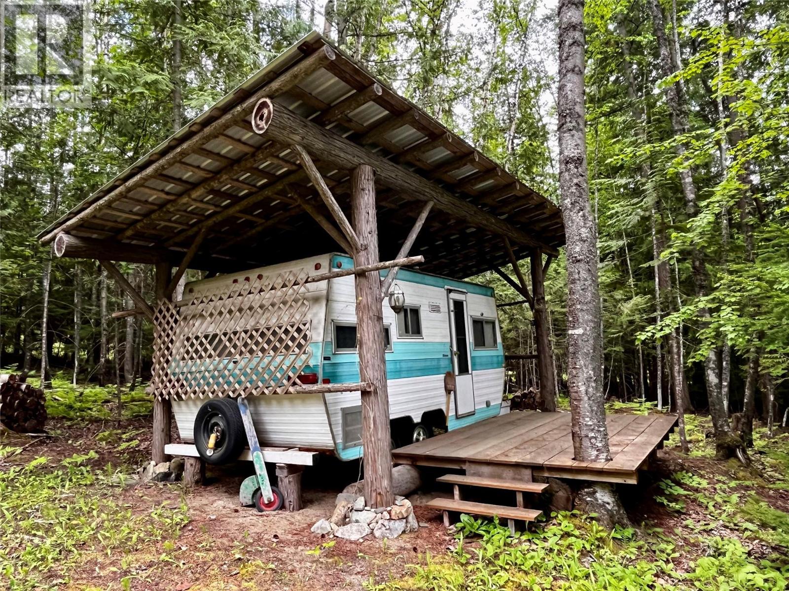 5851 Hwy 6 Highway, Burton, British Columbia  V0G 1R0 - Photo 46 - 10387933