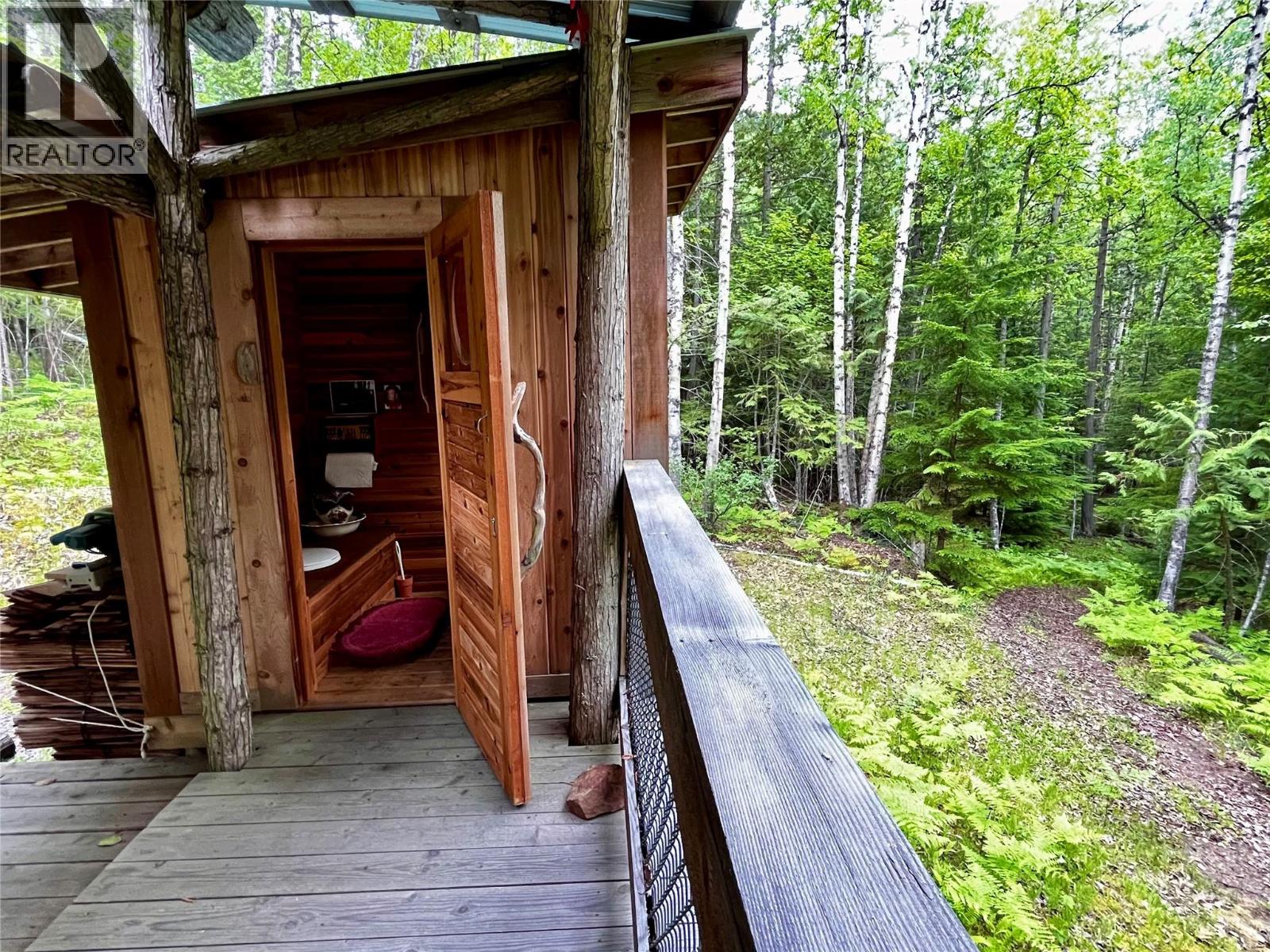 5851 Hwy 6 Highway, Burton, British Columbia  V0G 1R0 - Photo 25 - 10387933