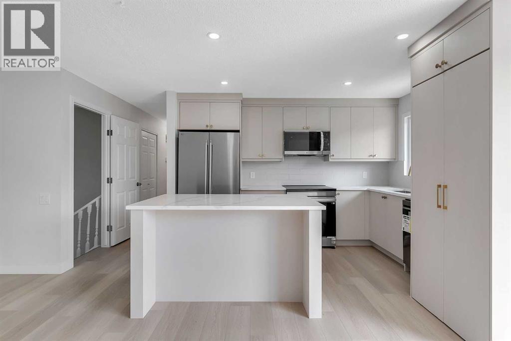 214 Rundleview Close NE, Calgary, Alberta  T1Y 1J1 - Photo 9 - A2315435