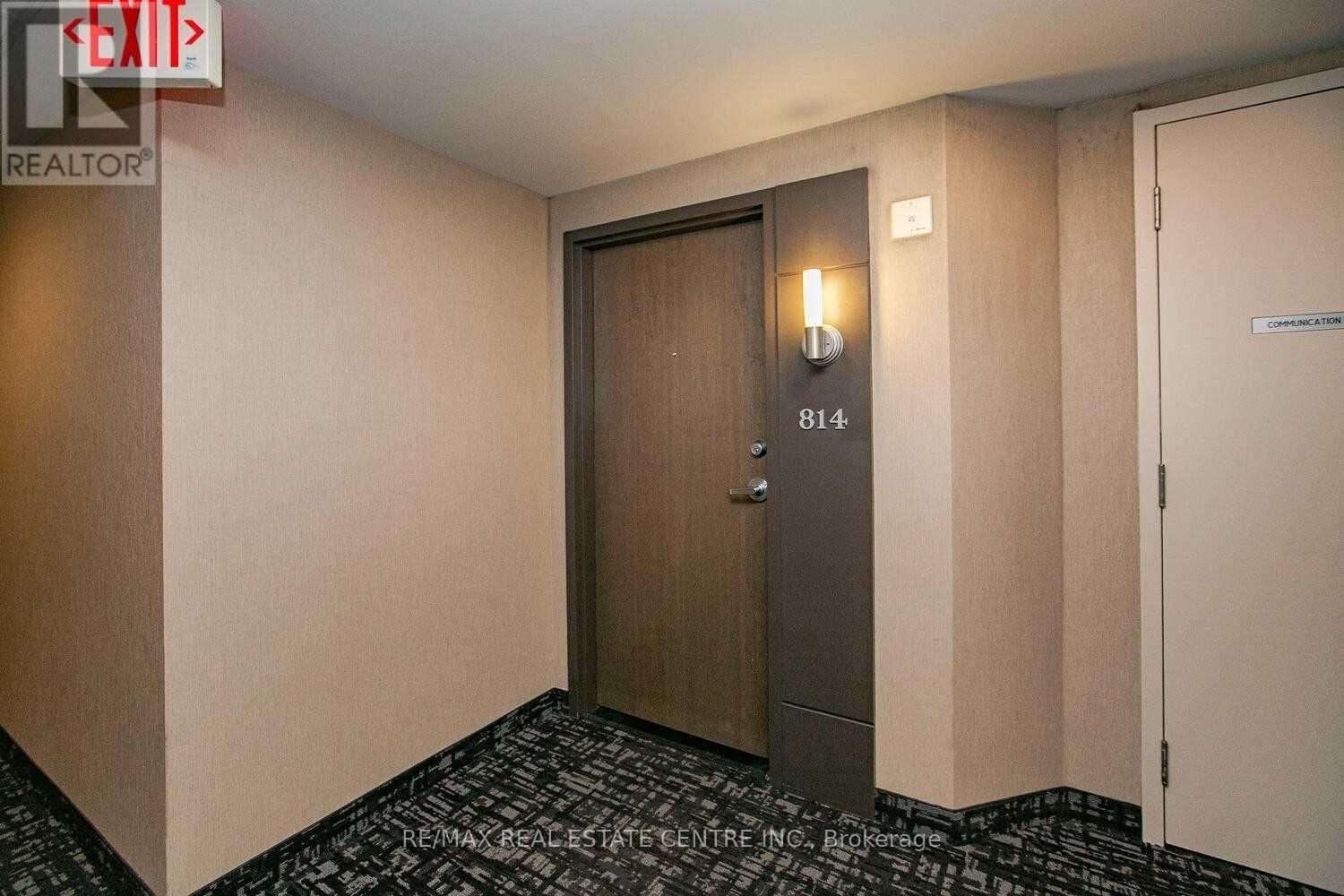 814 - 9 George Street N, Brampton, Ontario  L6X 0T6 - Photo 2 - W13205780