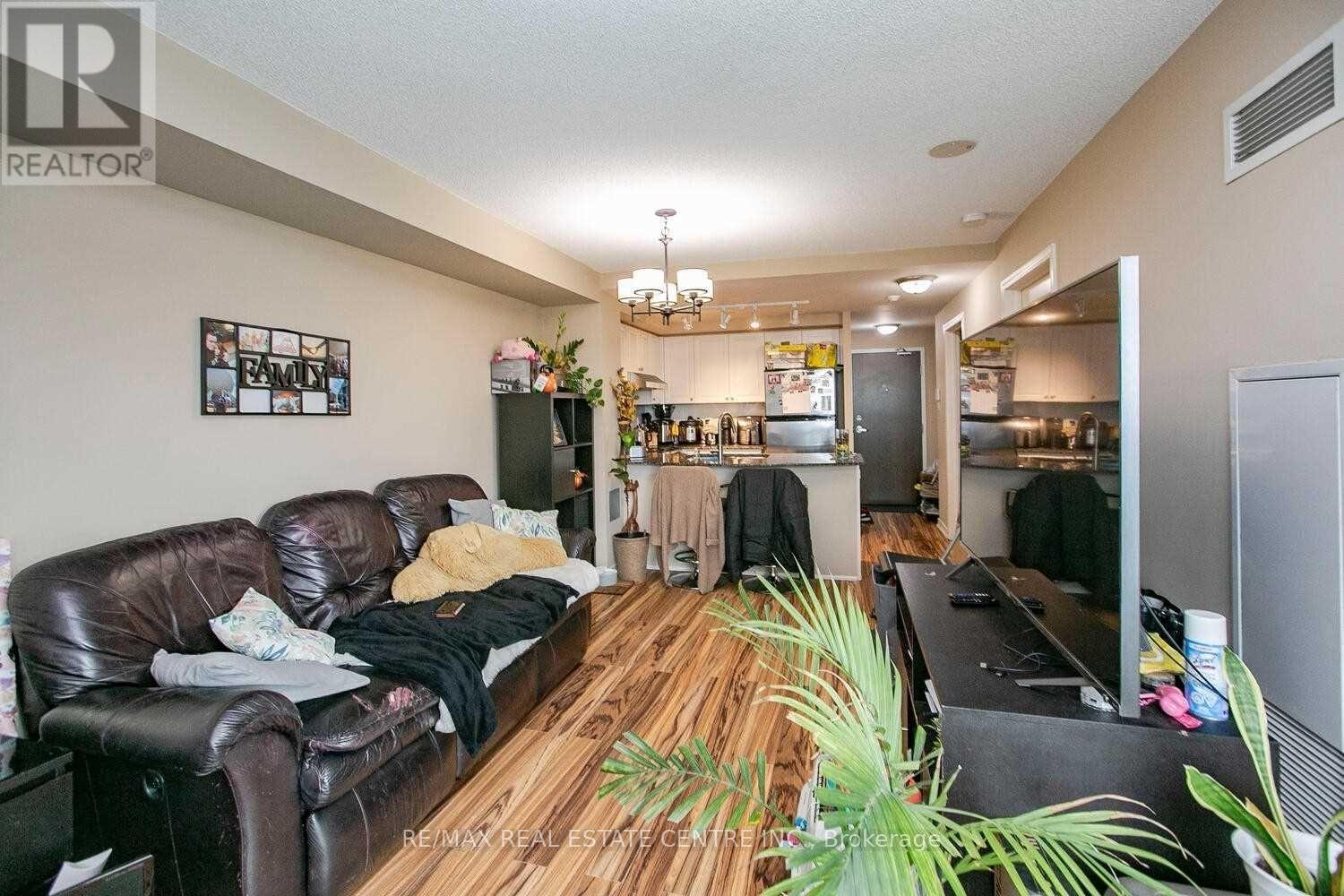 814 - 9 George Street N, Brampton, Ontario  L6X 0T6 - Photo 5 - W13205780