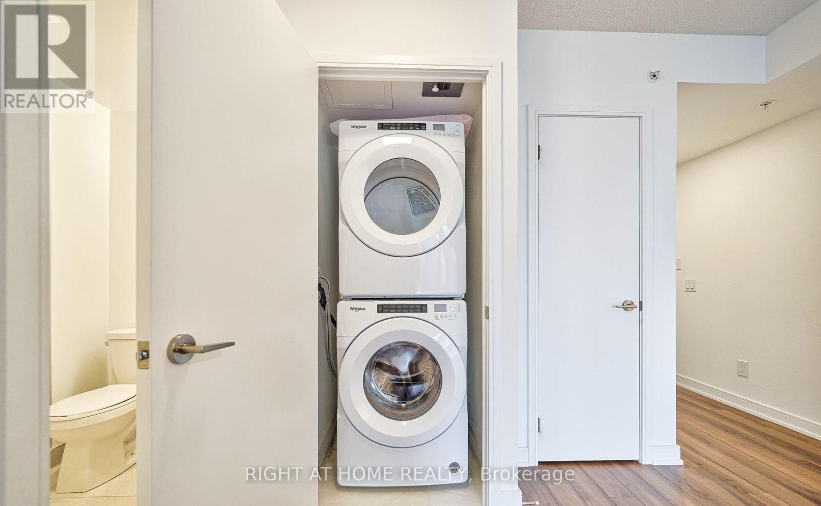 2212 - 30 Samuel Wood Way, Toronto, Ontario  M9B 0C9 - Photo 25 - W13205816