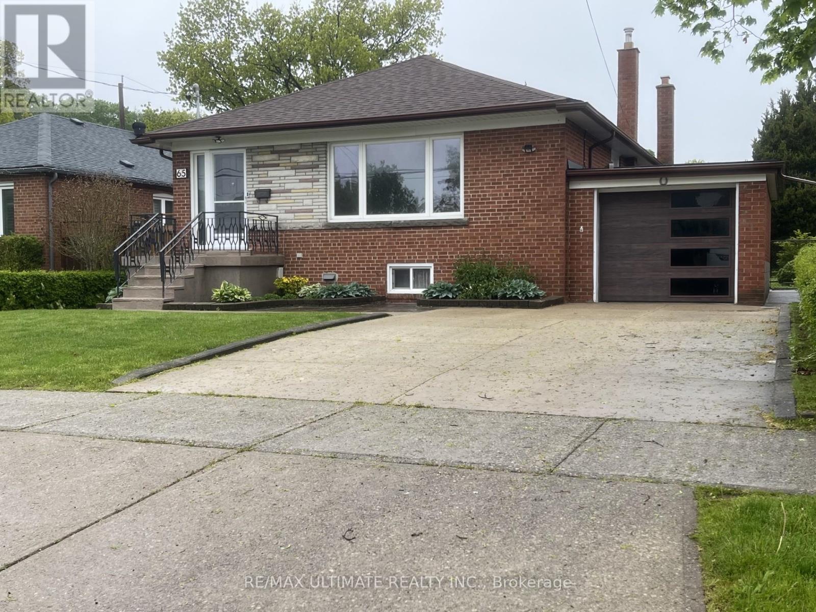 65 Exbury Road, Toronto, Ontario  M3M 1P9 - Photo 1 - W13205826