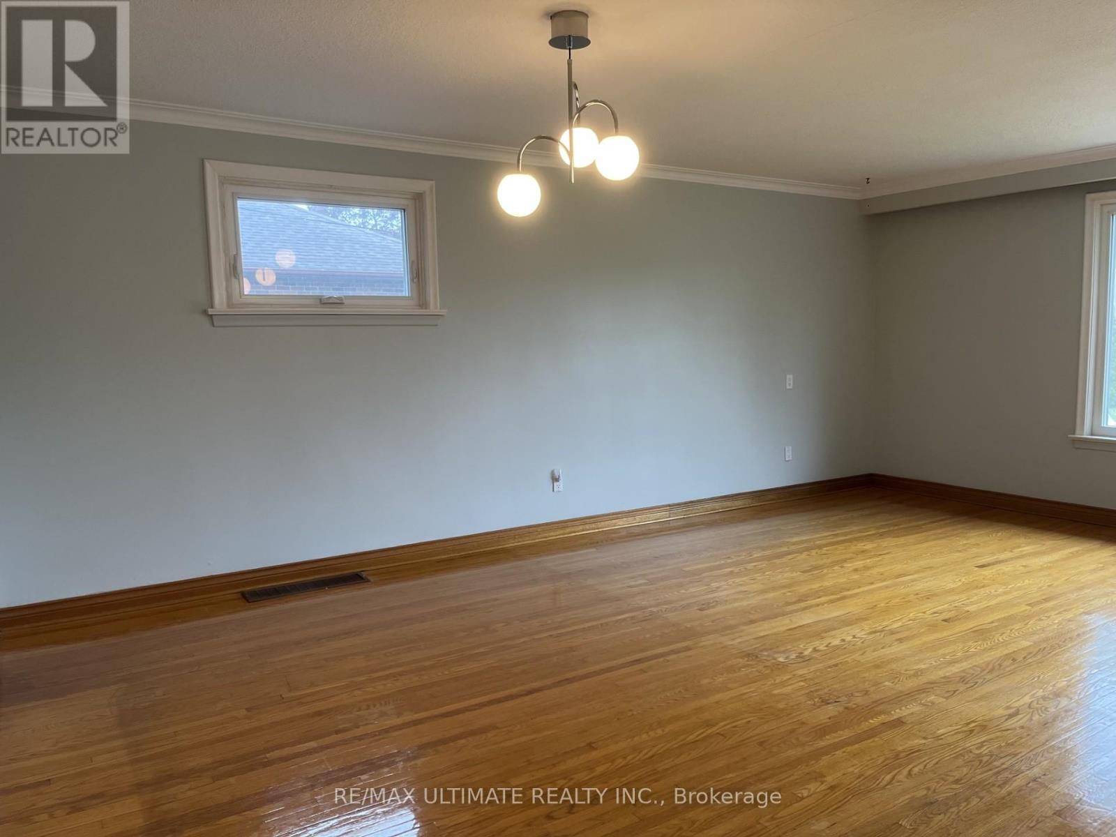65 Exbury Road, Toronto, Ontario  M3M 1P9 - Photo 8 - W13205826