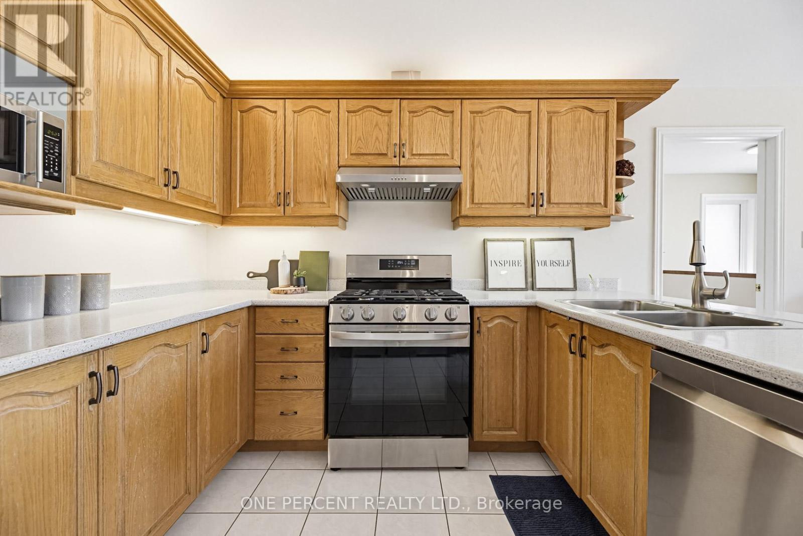 10 Cranston Drive, Caledon, Ontario  L7C 1P8 - Photo 17 - W13205840