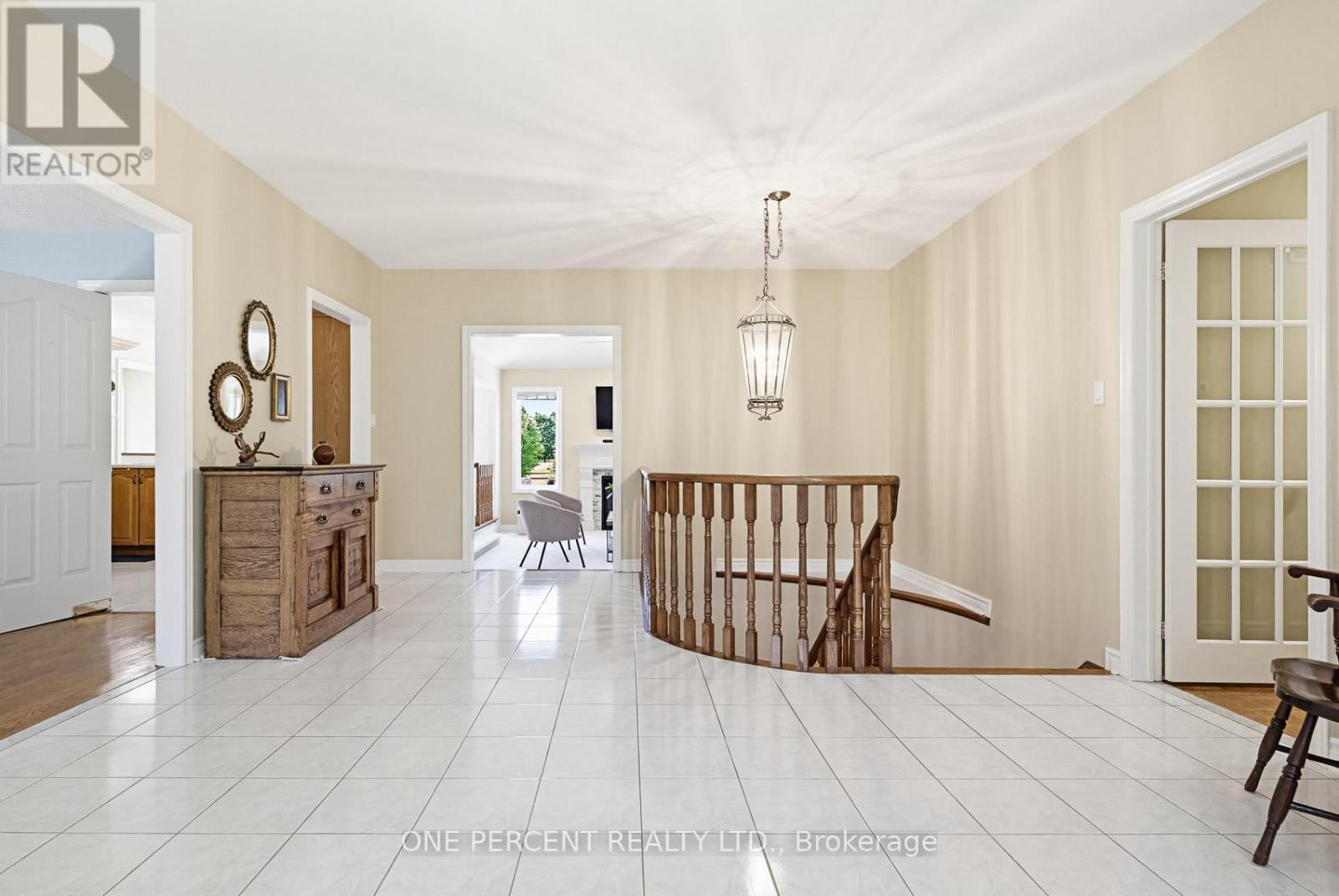 10 Cranston Drive, Caledon, Ontario  L7C 1P8 - Photo 6 - W13205840