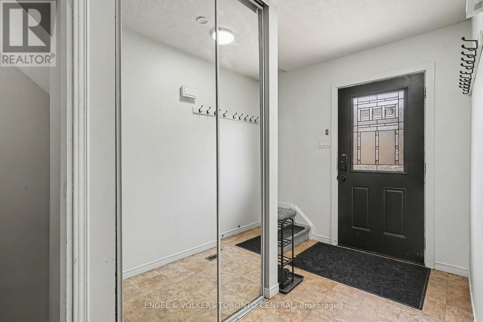 19 - 6779 Glen Erin Drive, Mississauga, Ontario  L5N 2C1 - Photo 2 - W13205846