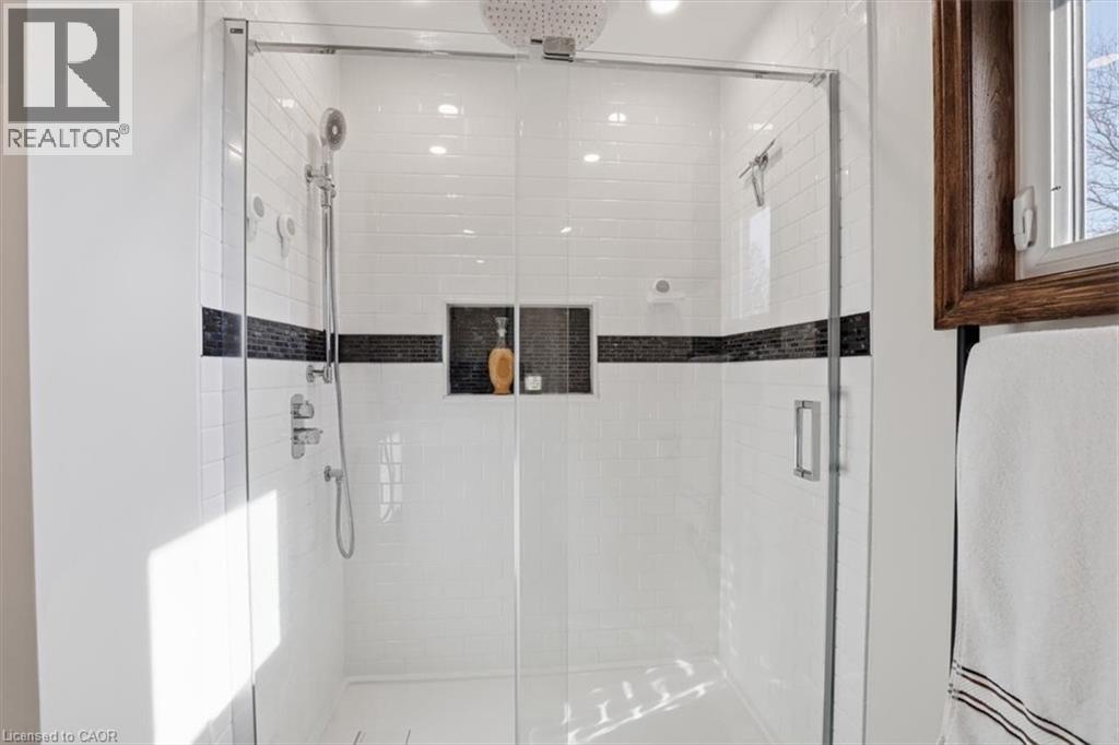 4 Brewster Place, Waterloo, Ontario  N3C 3V1 - Photo 32 - 40824303