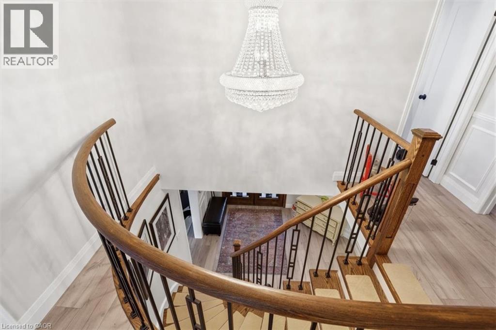 4 Brewster Place, Waterloo, Ontario  N3C 3V1 - Photo 7 - 40824303