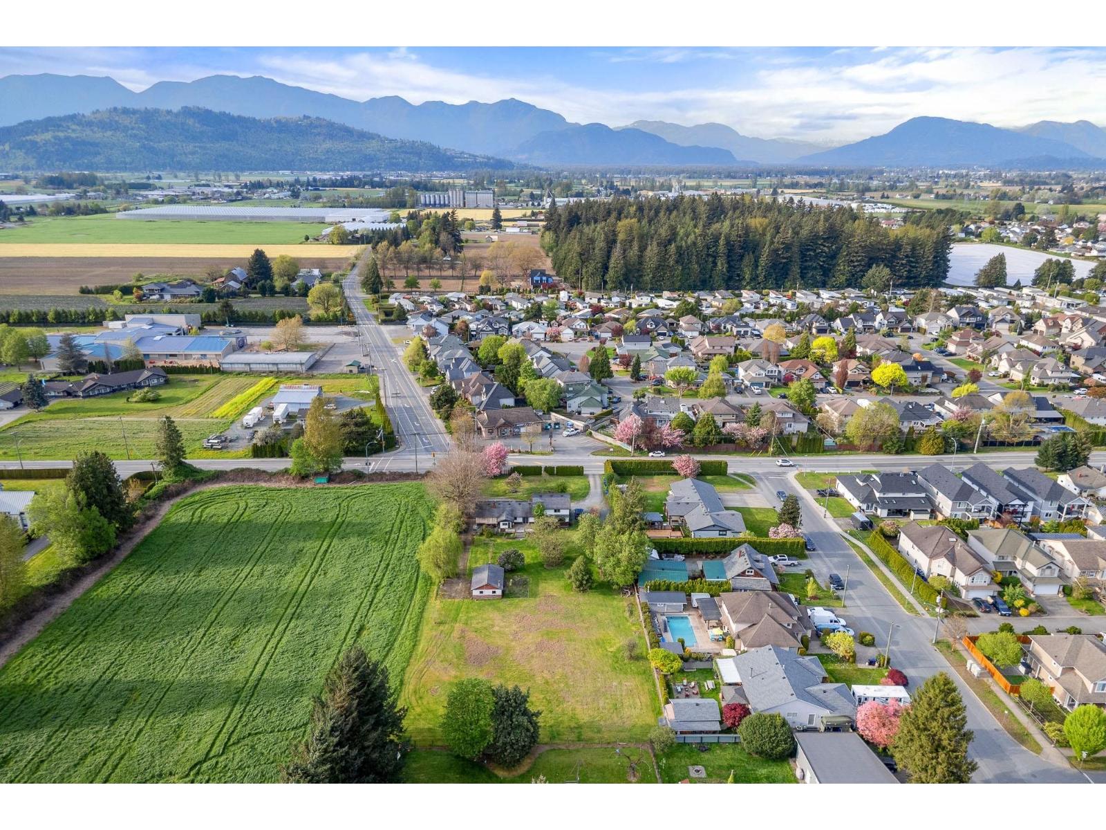 44366 Keith Wilson Road, Sardis South, Chilliwack, British Columbia  V2R 4B6 - Photo 3 - R3114738