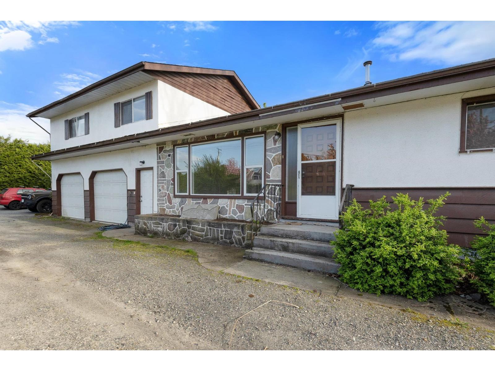 44366 Keith Wilson Road, Sardis South, Chilliwack, British Columbia  V2R 4B6 - Photo 8 - R3114738