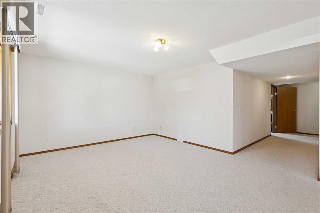 135 Sceptre Close Nw, Calgary, Alberta  T3L 1Y2 - Photo 40 - A2288565