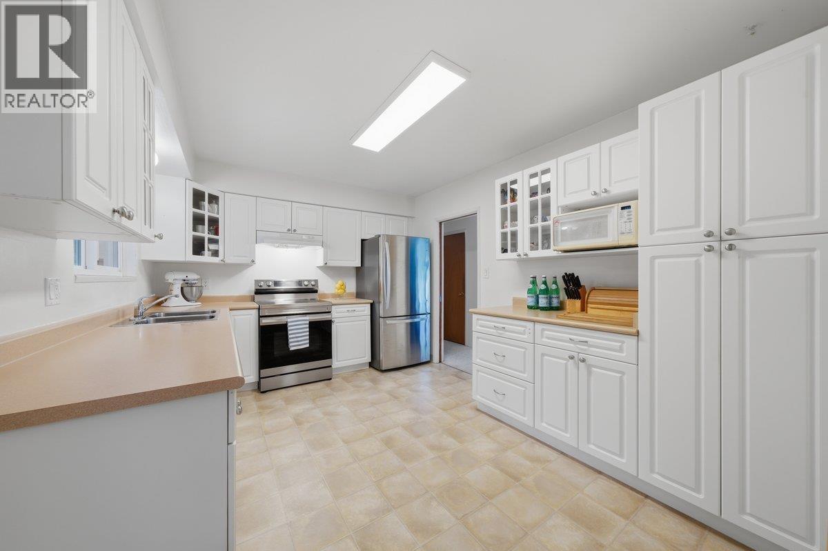 3963 Sefton Street, Port Coquitlam, British Columbia  V3B 3S2 - Photo 7 - R3128953