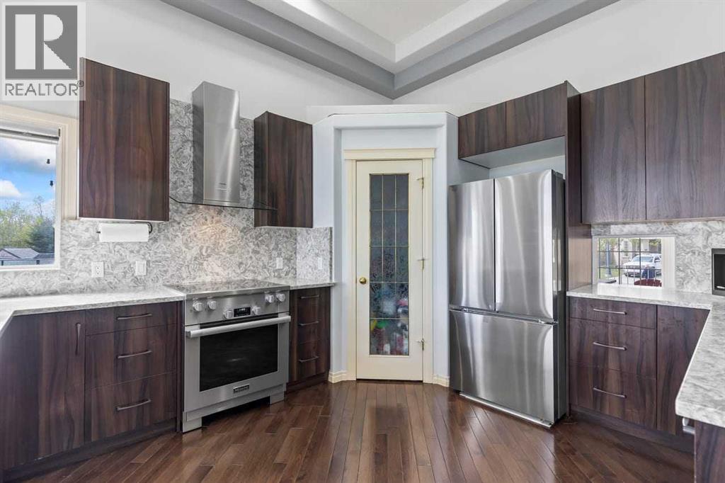 72 Strathlea Place Sw, Calgary, Alberta  T3H 4T5 - Photo 12 - A2312497