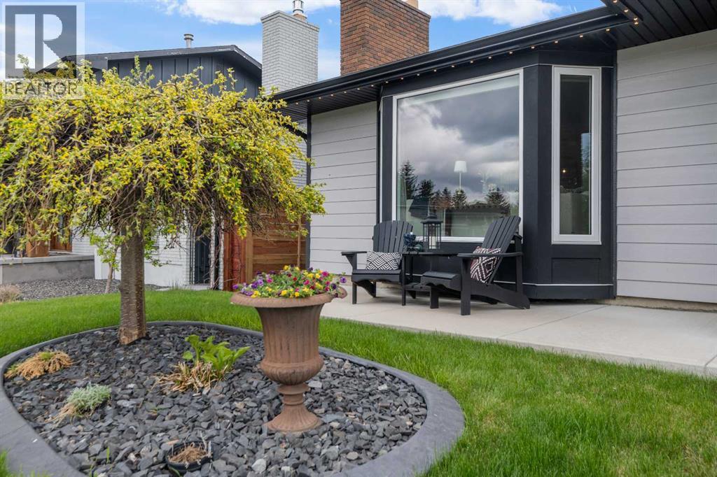 14519 Parkside Drive Se, Calgary, Alberta  T2J 4J8 - Photo 3 - A2313972