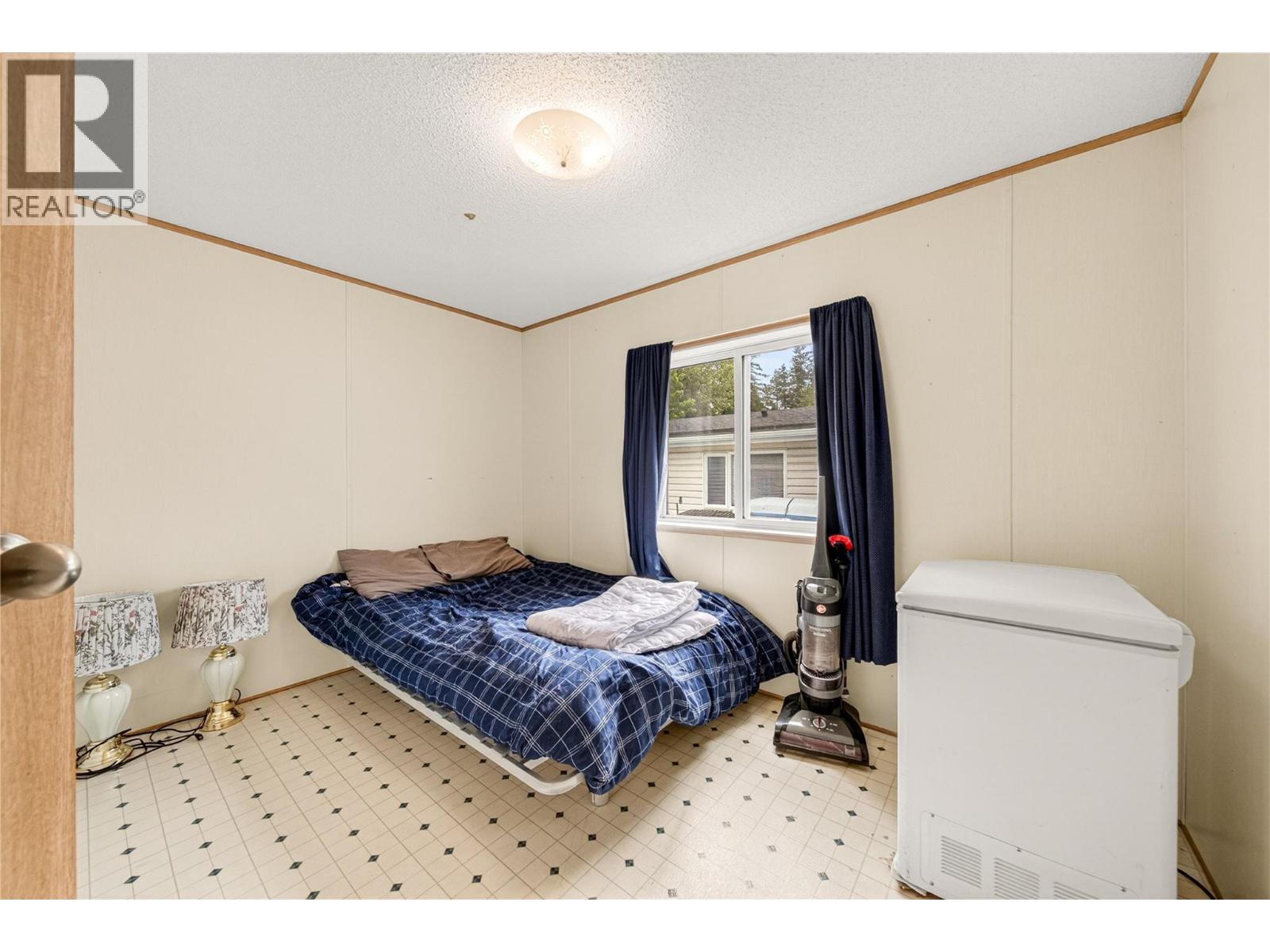 1222 Sycamore Road, Sparwood, British Columbia  V0B 2G2 - Photo 10 - 10389089