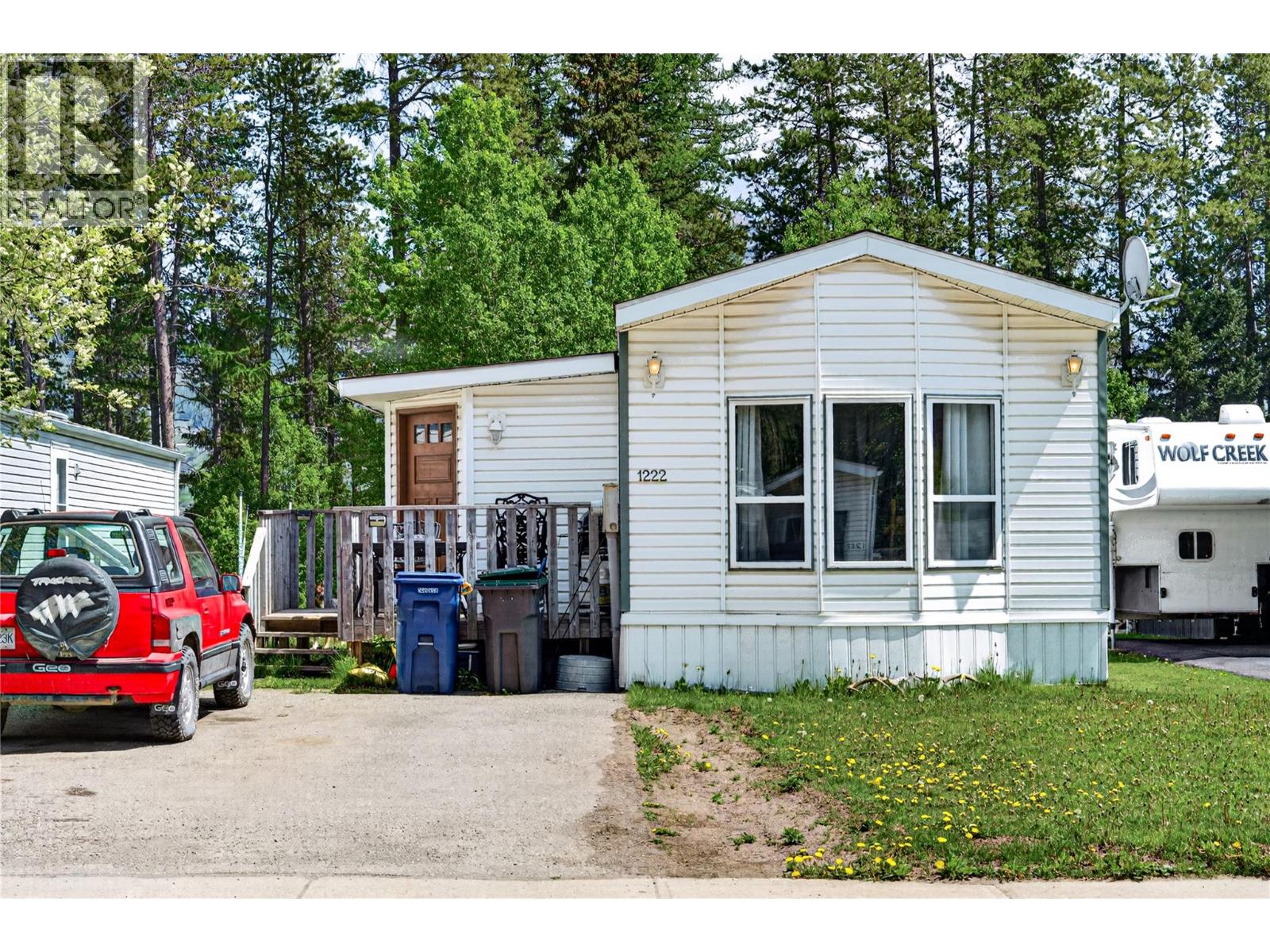 1222 Sycamore Road, Sparwood, British Columbia  V0B 2G2 - Photo 1 - 10389089