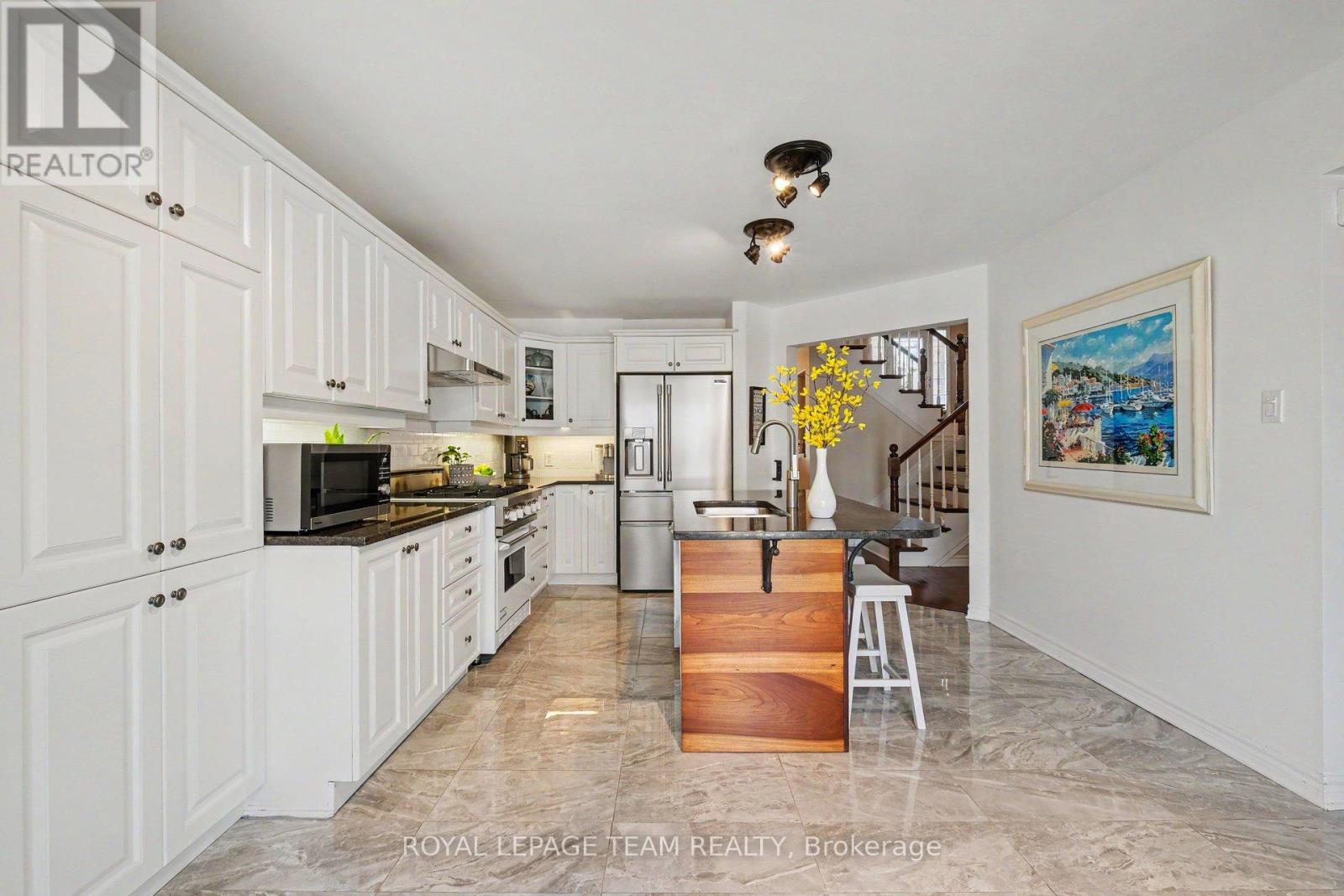 518 Shawondasee Street, Ottawa, Ontario  K2S 0K5 - Photo 14 - X13205912