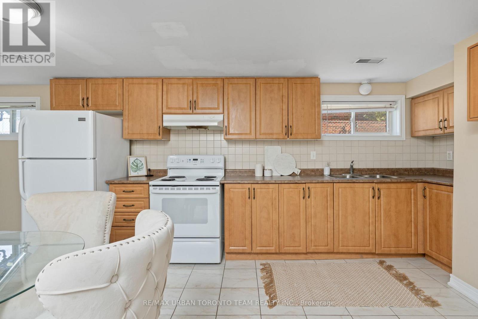 82 Button Road, Vaughan, Ontario  L4L 1J8 - Photo 17 - N13205898