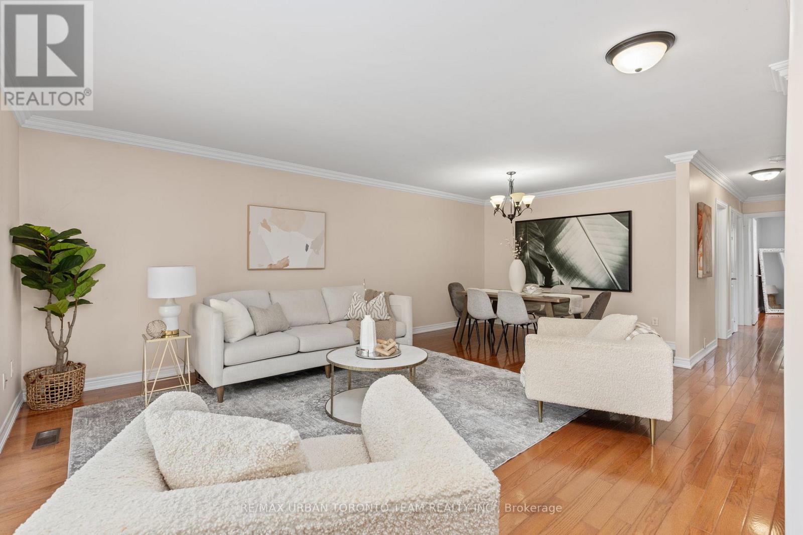 82 Button Road, Vaughan, Ontario  L4L 1J8 - Photo 5 - N13205898