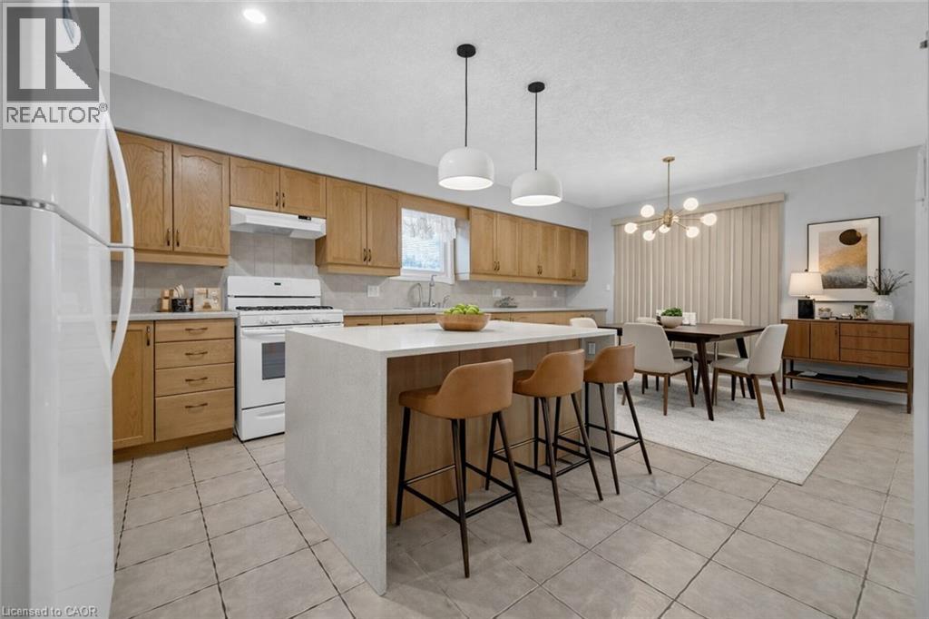 114 Glencliffe Court, Kitchener, Ontario  N2B 3X1 - Photo 11 - 40811034
