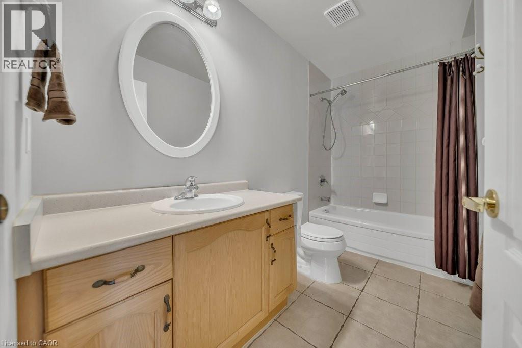 114 Glencliffe Court, Kitchener, Ontario  N2B 3X1 - Photo 24 - 40811034