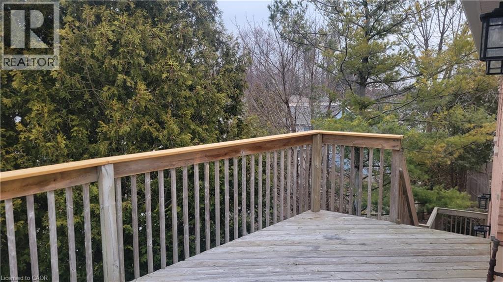 114 Glencliffe Court, Kitchener, Ontario  N2B 3X1 - Photo 38 - 40811034